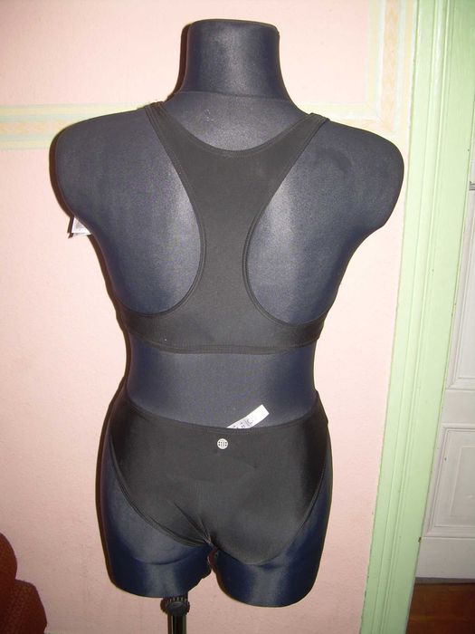 Stroj kapielowy dwuczesciowy Adidas.