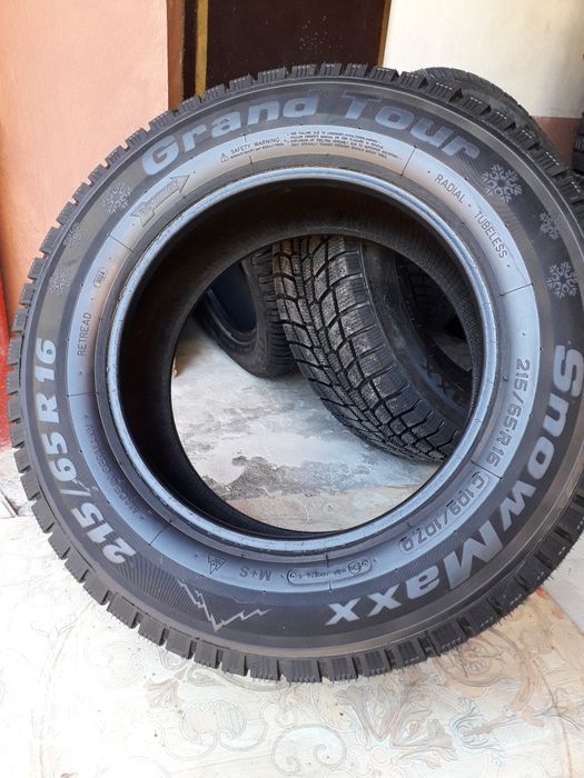 25рік Зима 215/65/16 С. Шини зимние грузовые. R16.  Германия. 2/4 шт.