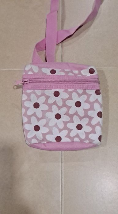 Bolsa Tiracolo Estampada Flores Menina NOVA