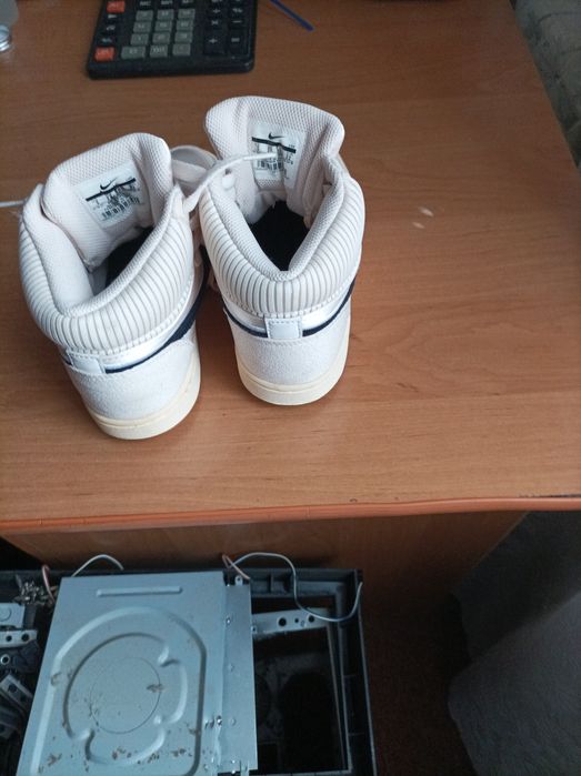 Кросівки дитячі нові