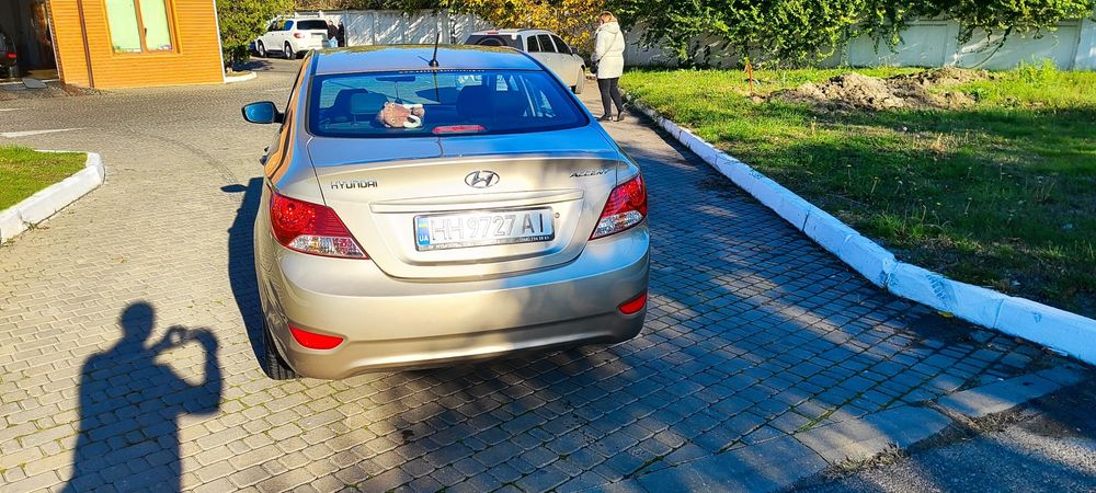 Авто Hyundai accent 2014 рік,1.4л.