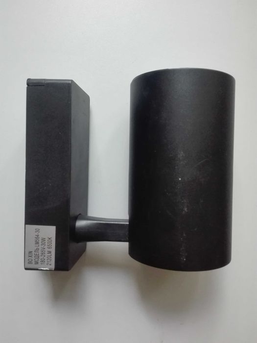 Трековий світильник LED 30W   LM564-30 не робочий