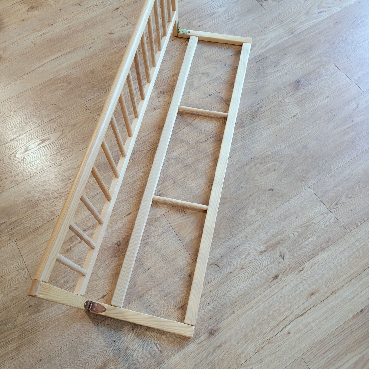 Barierka ochronna dla dziecka do łóżka 120x40