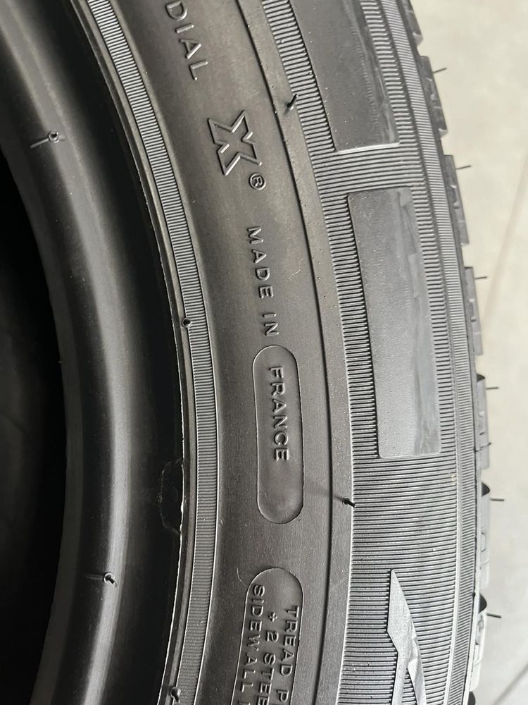 225/65/16c R16c Michelin Agilis 4шт новые