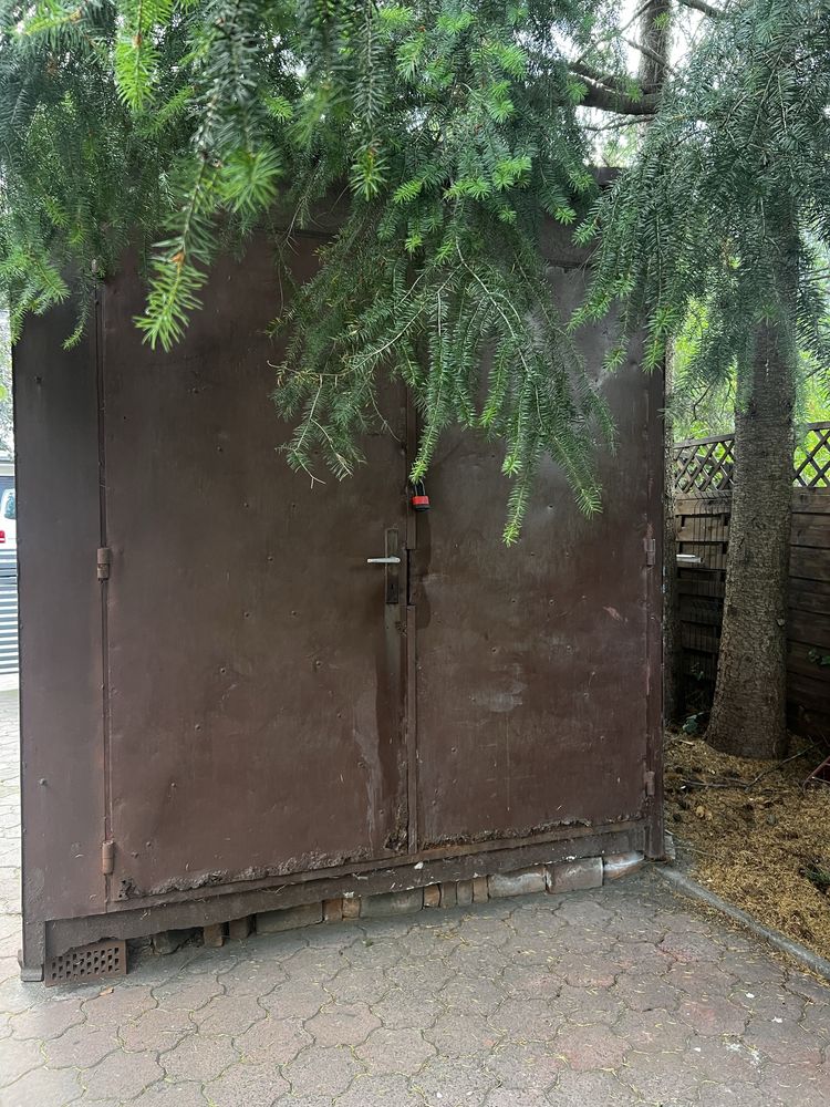Kontener budowlany przenosmy metalowy drzwi zamek dach papa