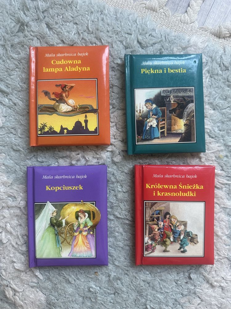 Mini książeczki książki  z bajkami lata 90