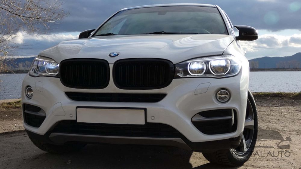 Решетка радиатора ноздри BMW X5 F15 триколор F10 F30 E70 Е60 E39 Е90