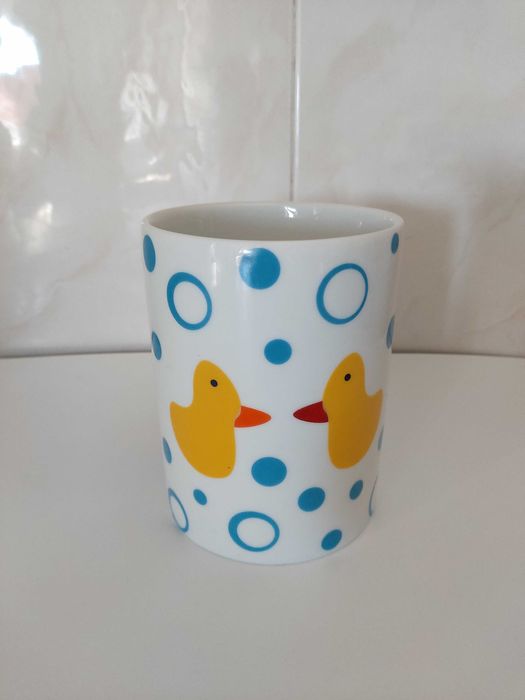 Vaso com patinho