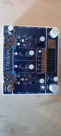 ModRex Polyrythmic modulater by Electro-Harmonix