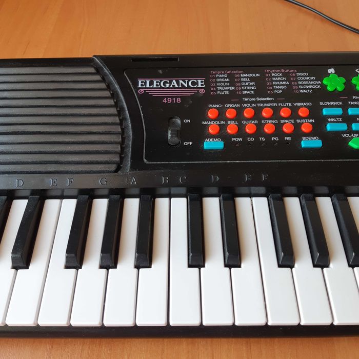 Синтезатор Elegance 4918
