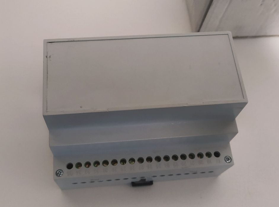 Seitron TFE INF Інтерфейс для управління 4 фан-койлами