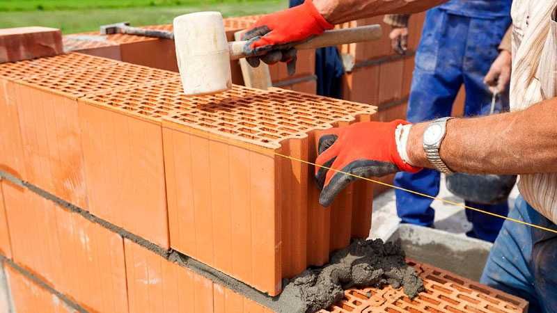 Мурування, кладка, будівельні роботи