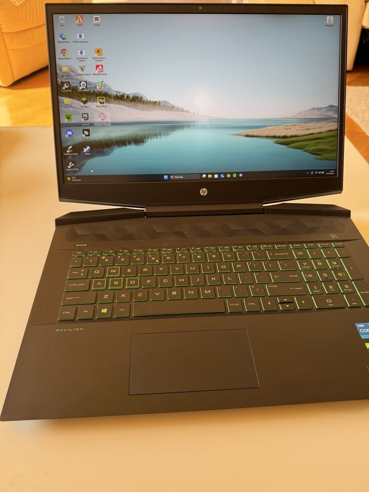 Laptop HP pavilon 17.3