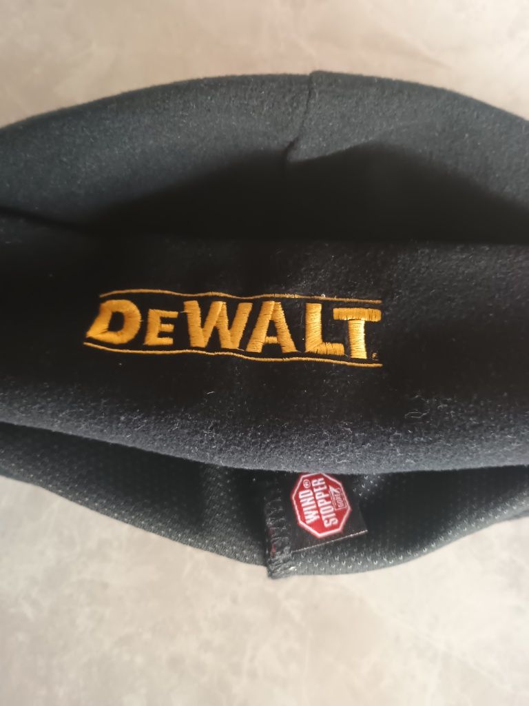 Шапка флісова 60-61 розмір DeWalt