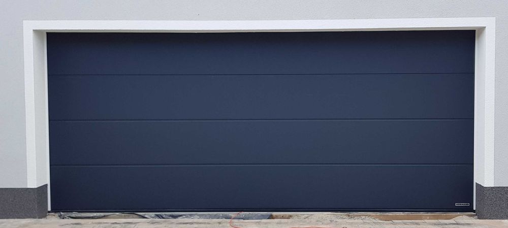 Brama garażowa Hormann LPU42 5000x2125 antracyt sandgrain od ręki