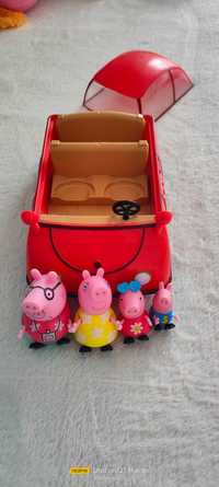 Świnka Peppa z rodzinka w samochodzie