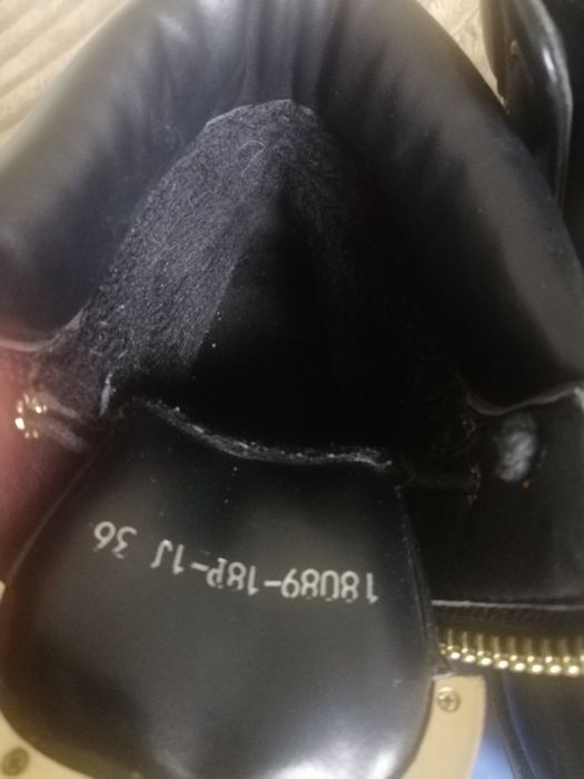 Продам ботинки весна осень