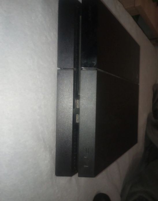 Ps4 fat + okablowanie + pad + kabel hdmi