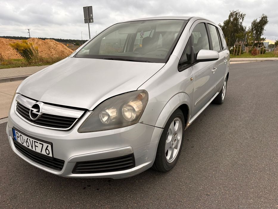 Zafira 7 osobowa. Hak