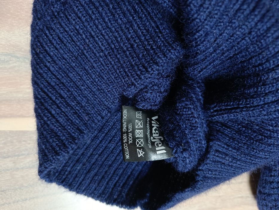Vikafjell gruby wełniany sweter wool 2 lata
