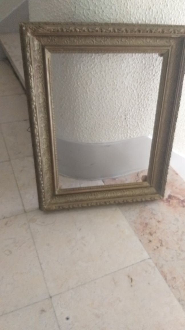 Moldura dourada antiga madeira