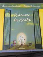A Árvore da Escola de Antonio Sandoval e Emilio Urberuaga