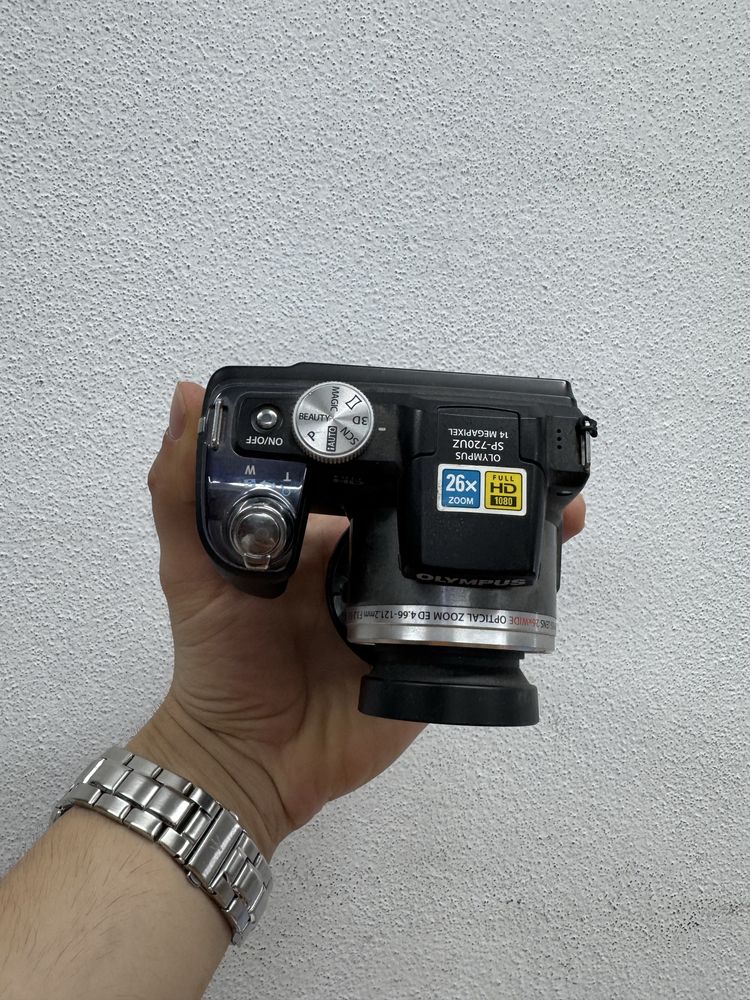 Maquina fotografica olympus SP-720UZ