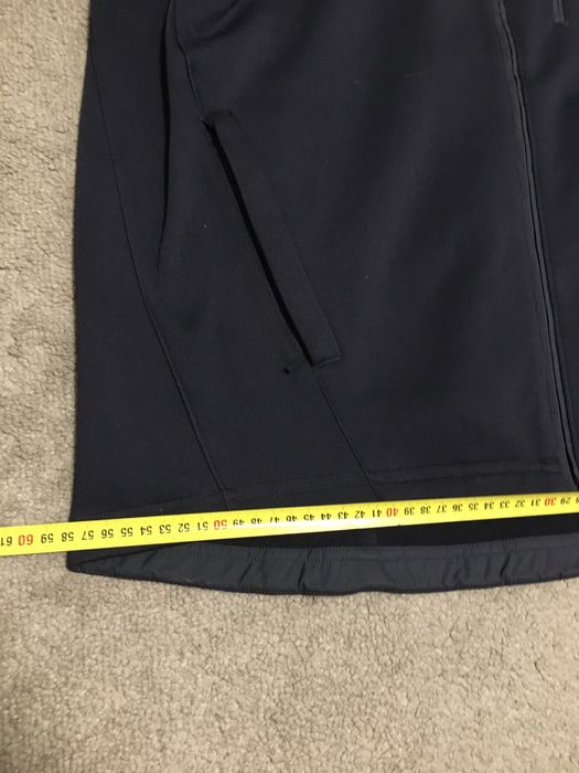 Спортивная куртка адидас