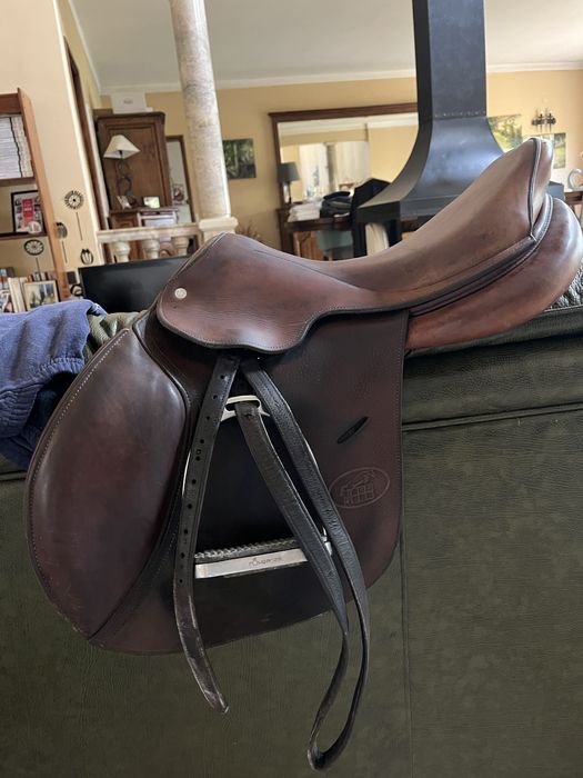 Selim de obstaculos jump in