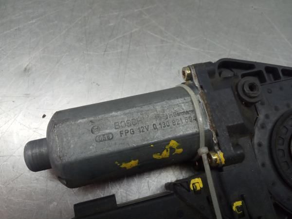Motor vidro frente direito VOLKSWAGEN Passat (3B3)