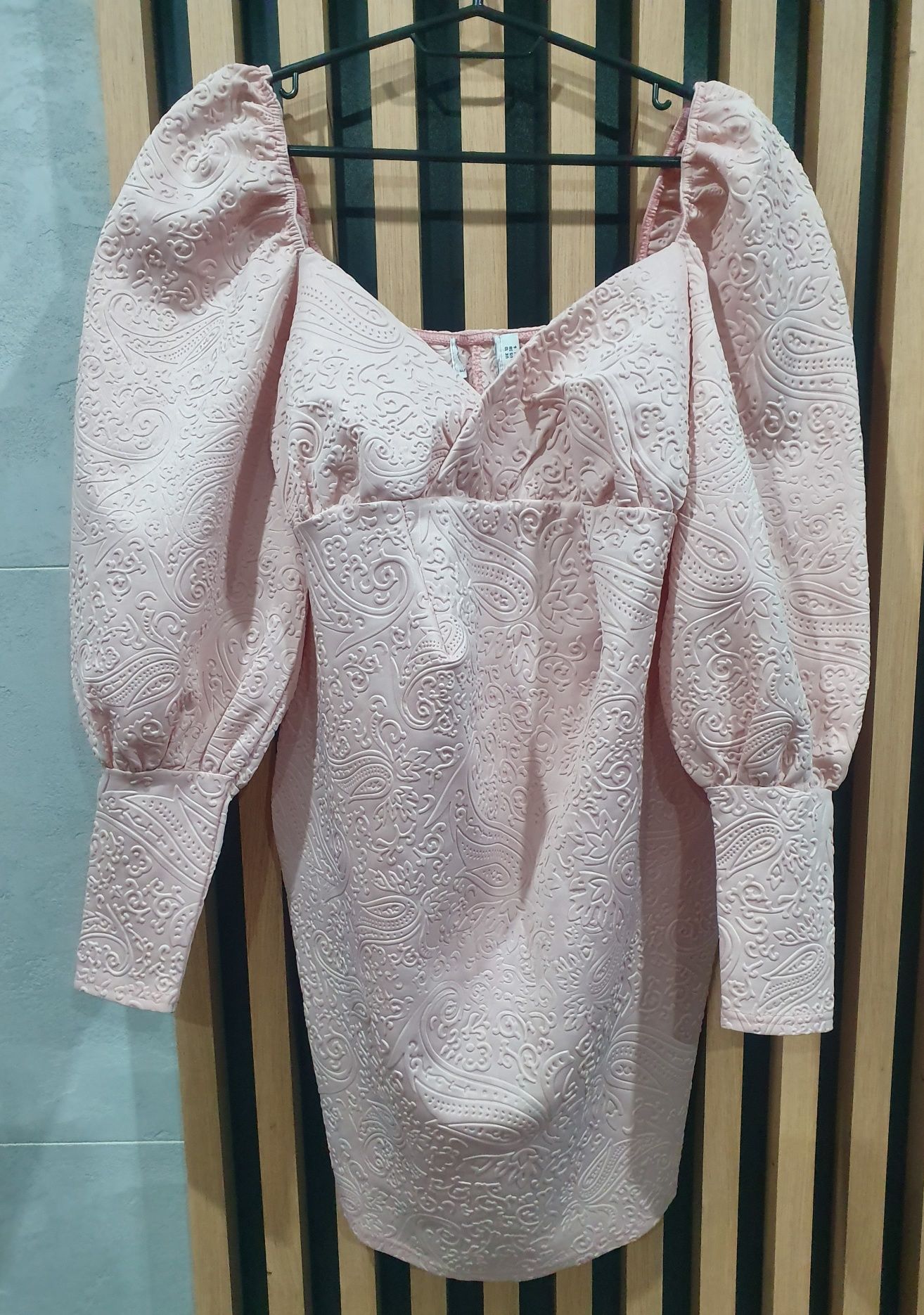 Sukienka ciążowa Asos  Maternity pudrowy róż S