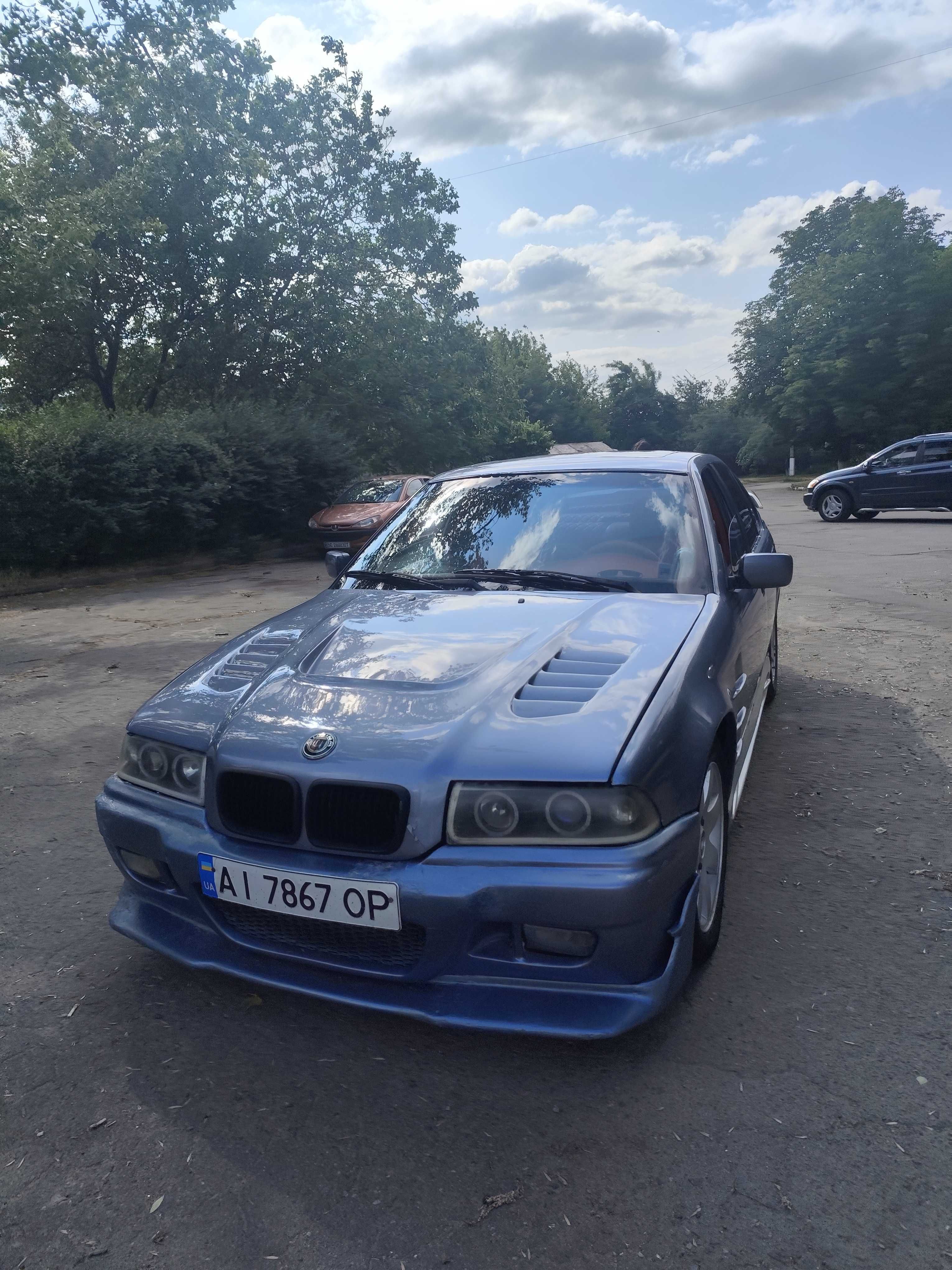 Продам BMW E36 тюнінг проект.