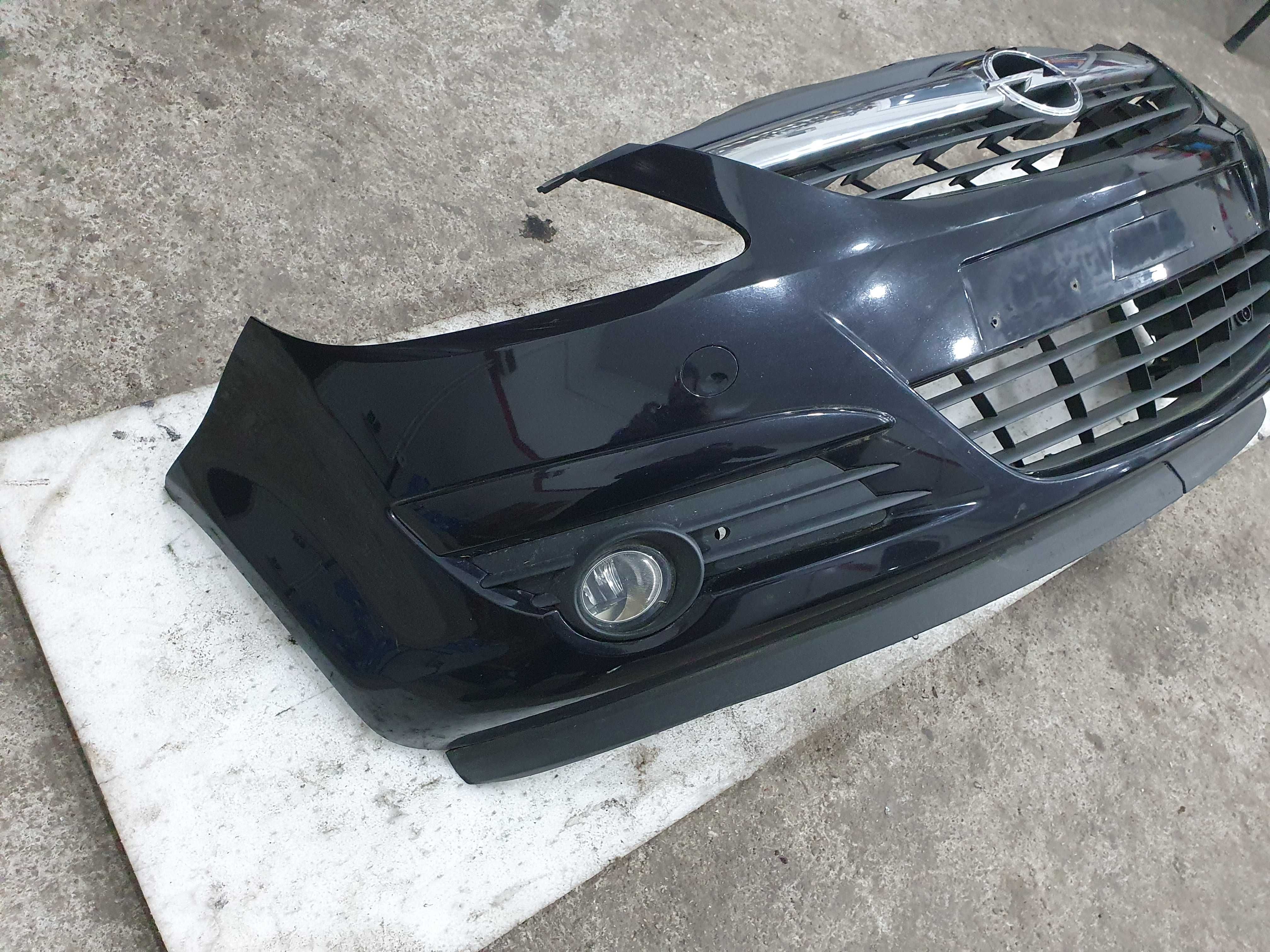 Zderzak przedni grill atrapa halogeny Opel Corsa d lakier Z2HU z20r