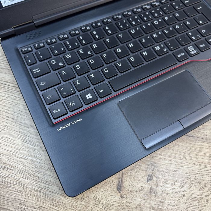 Ноутбук Fujitsu Lifebook U727  i5-6200u/8Gb/256SSD 4G