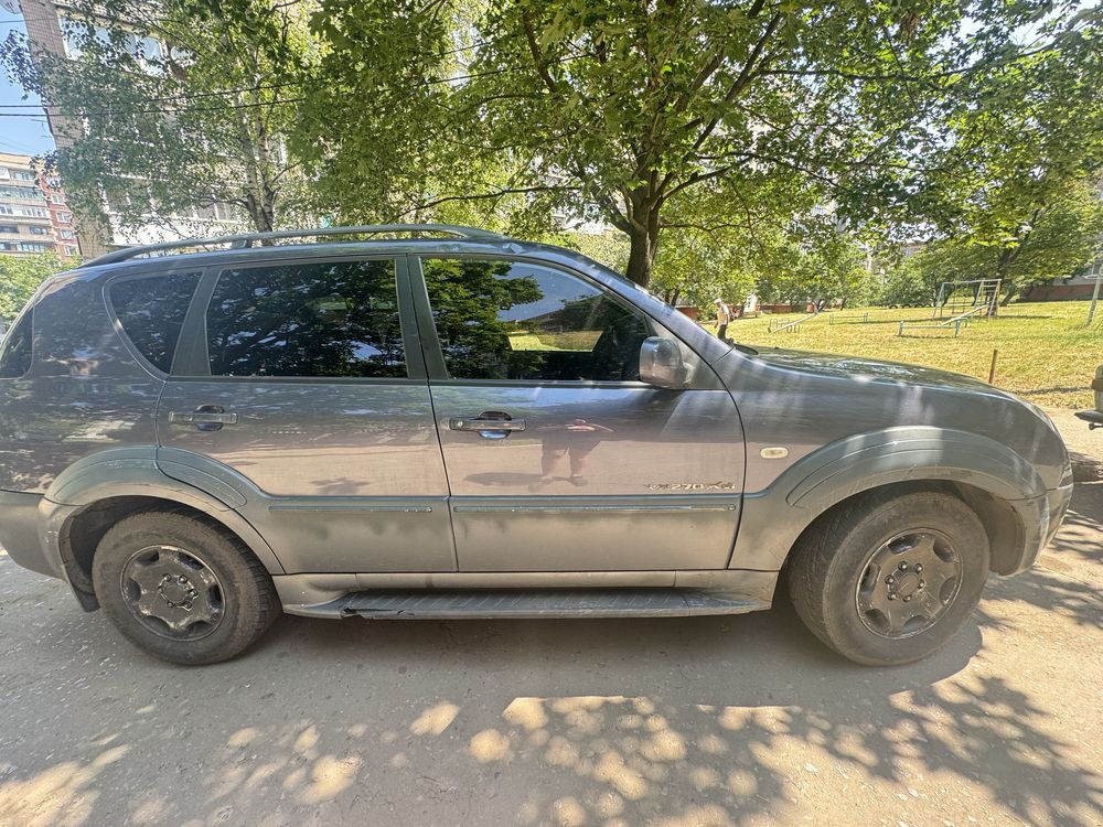 Продам Rexton 2006
