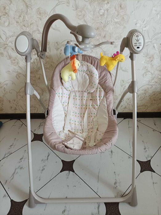 Продаються електро гойдалка для немовлят
