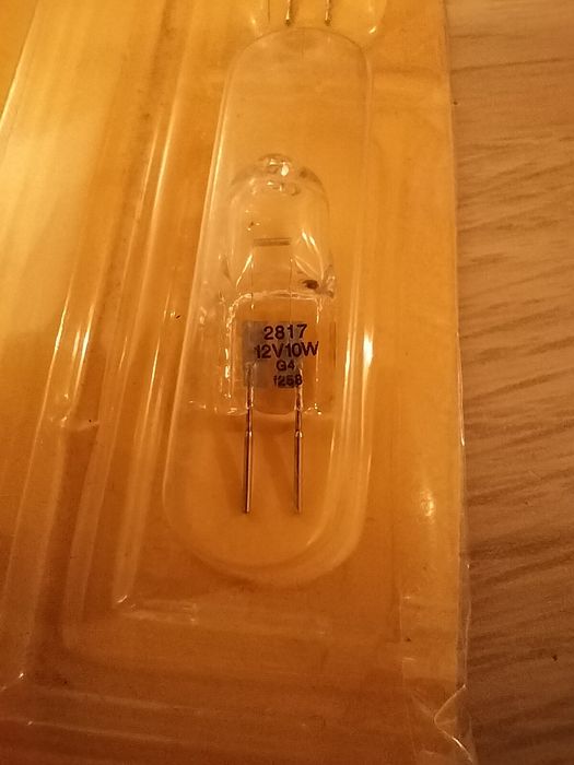 Żarówki halogen 2 szt. Osram 20W 12V + 2 szt. Neolux 12V 10W G4