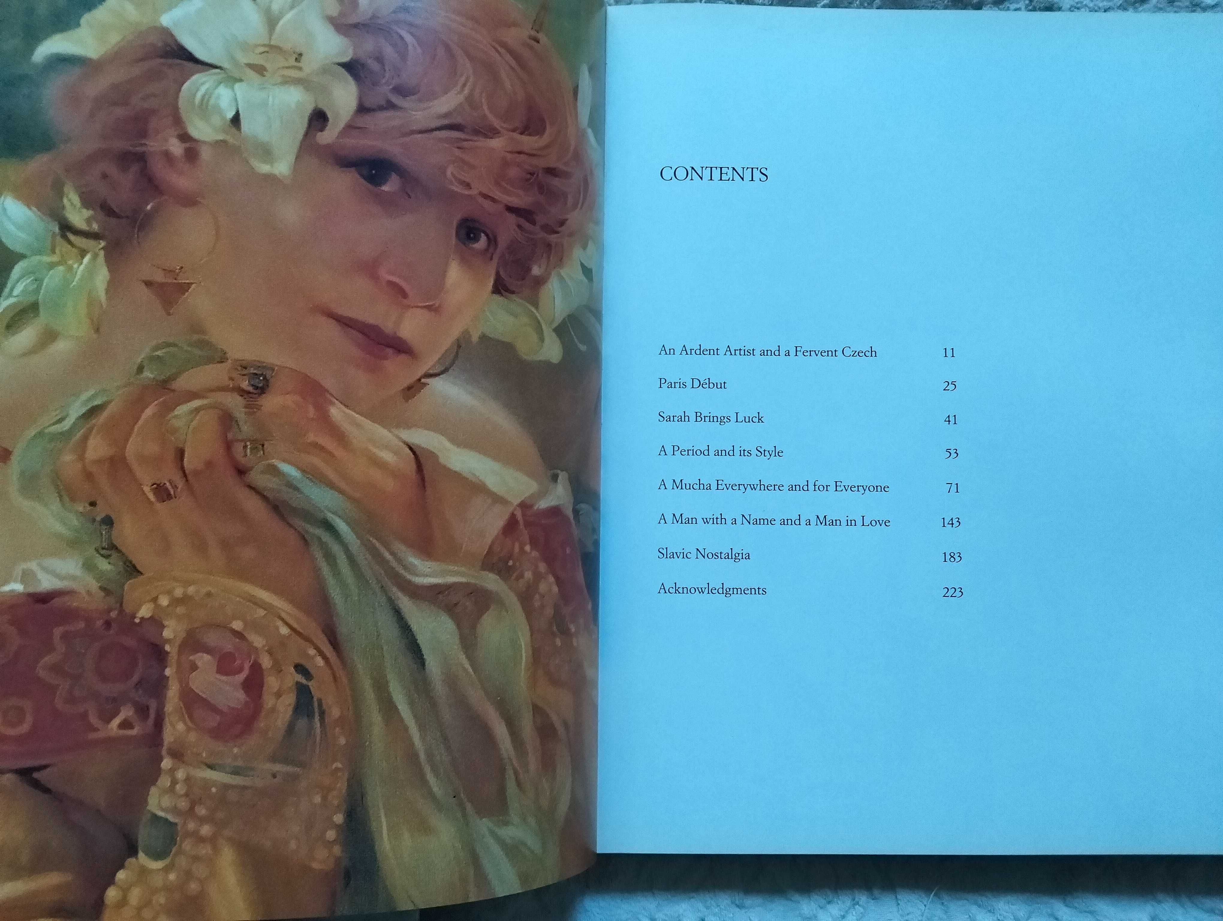 Livro sobre Mucha