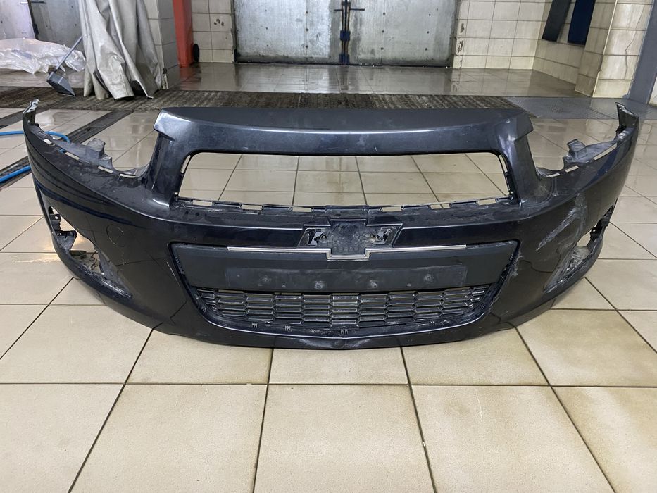 Бампер передній авео т300 sonic aveo
