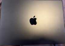 Apple M3 Pro MacBook