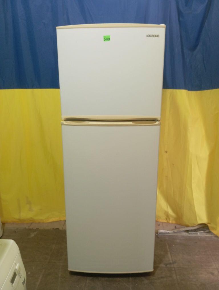 Холодильник Самсунг no frost RT34MB