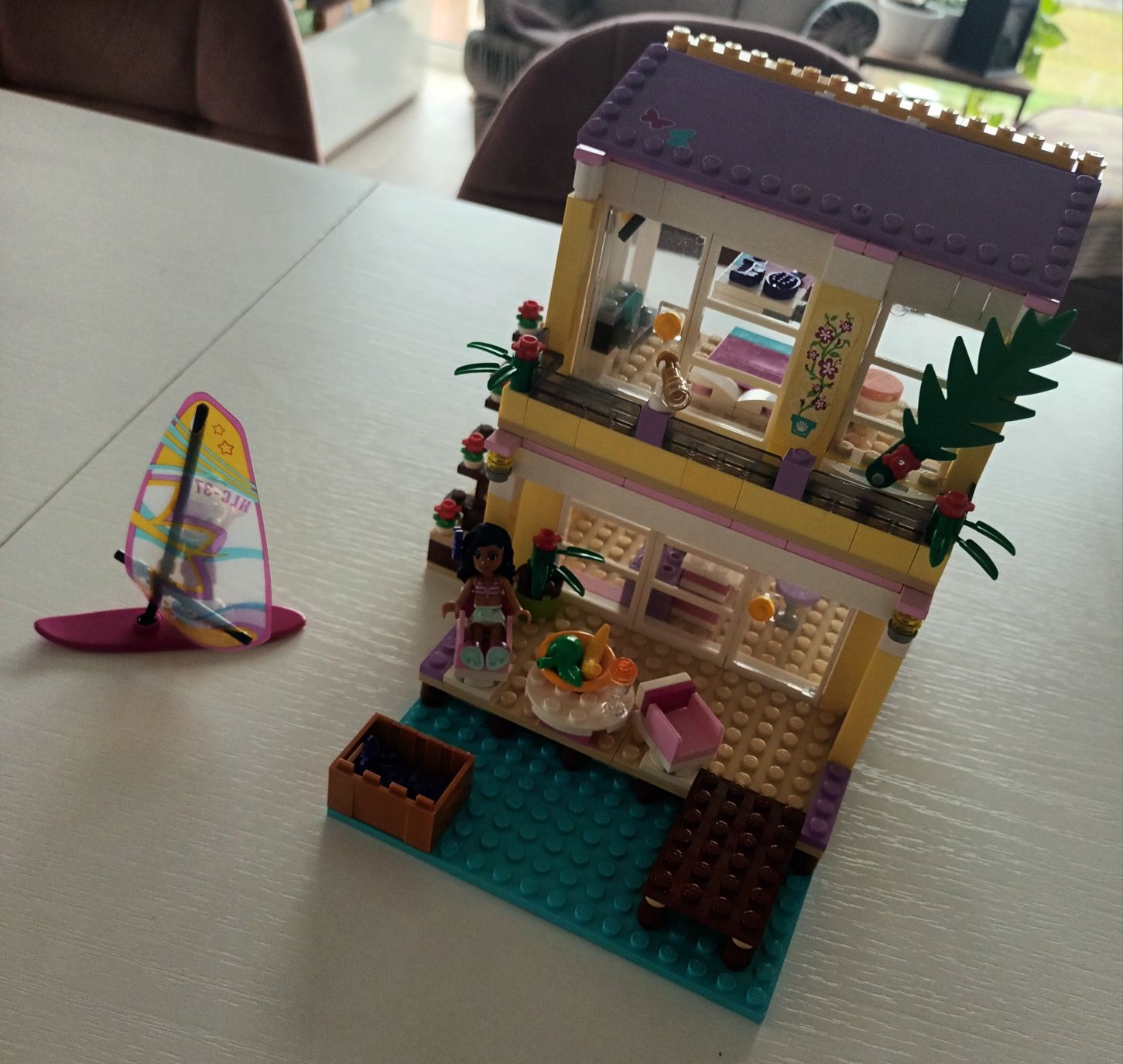 Klocki LEGO Friends 41037 - Letni domek na plaży.