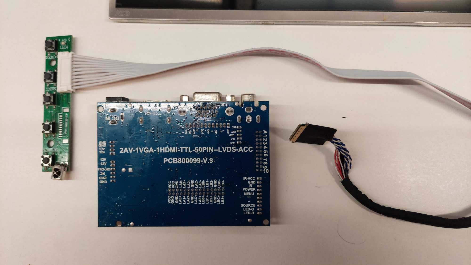 LCD 10.1 cali IPS 1024x600 HDMI VGA AV