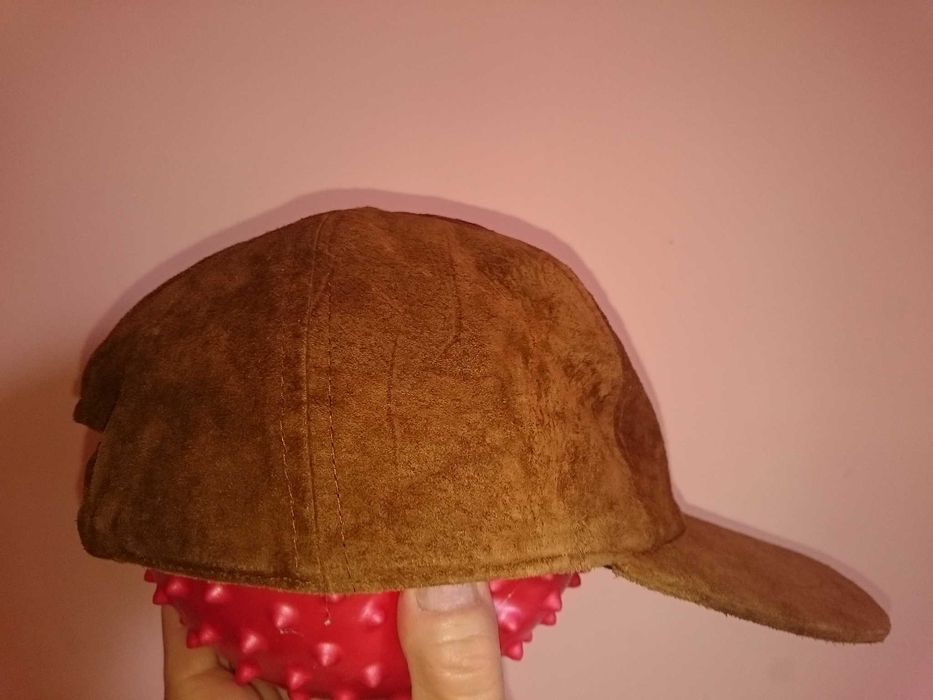 Стильная, классная, бейсболка. Натуральная кожа. 58 см