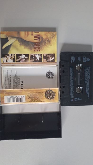 R.E.M. – Eponymous
I.R.S. Records, 1988
Alternative Rock, Indie Rock
I