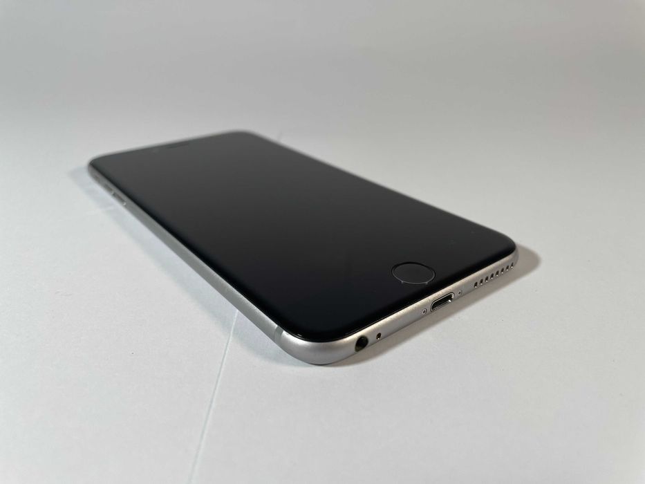 iPhone 6S Plus 64GB (Cinzento Sideral)