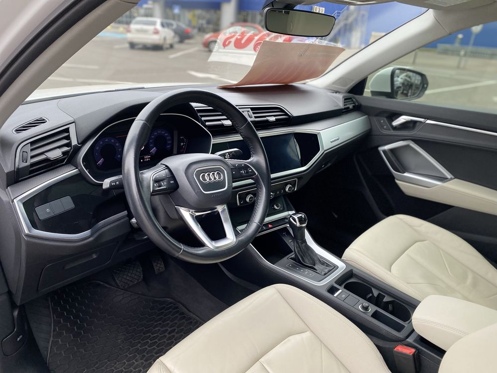 Audi (1570) Q3 (ВНЕСОК від 30%) Авторинок МЕТРО Кривий Ріг