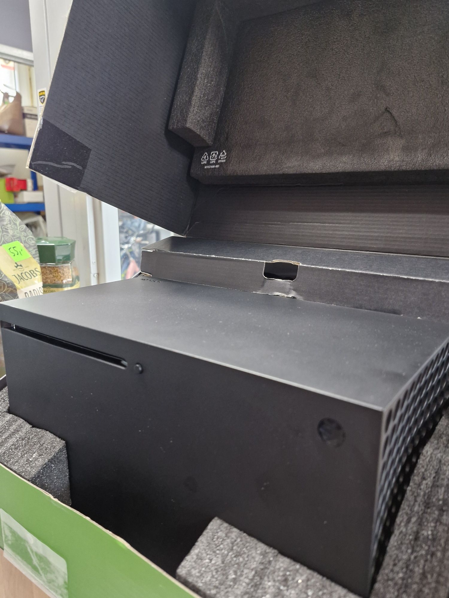 Konsola Xbox X seria 1TB 1882 4K Idealna