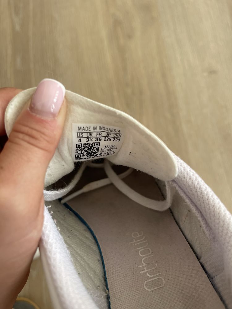 Продам кросівки Adidas Gazelle