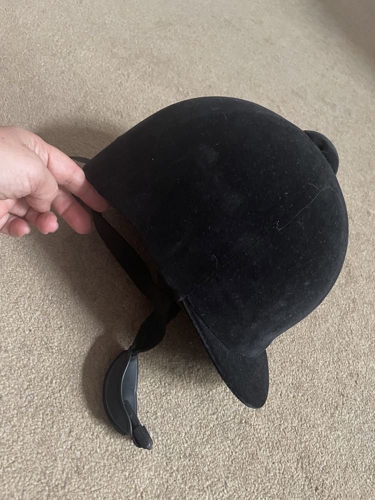 Toque (capacete) de equitação em veludo